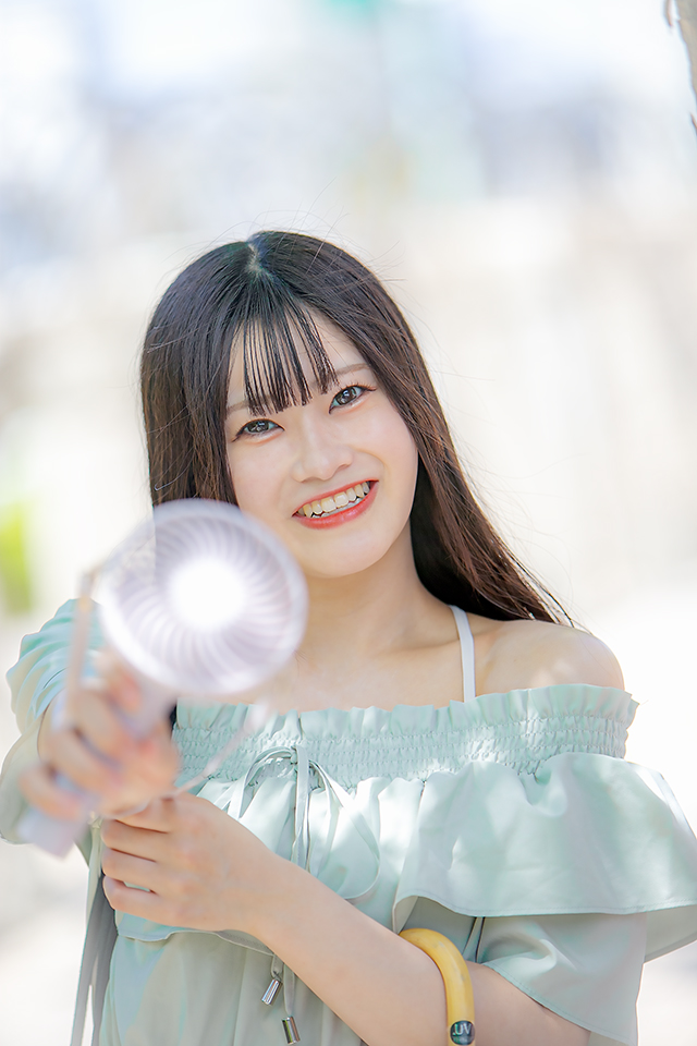 涼森　ゆいさん