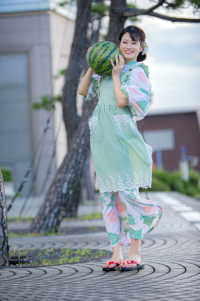 涼森　ゆいさん
