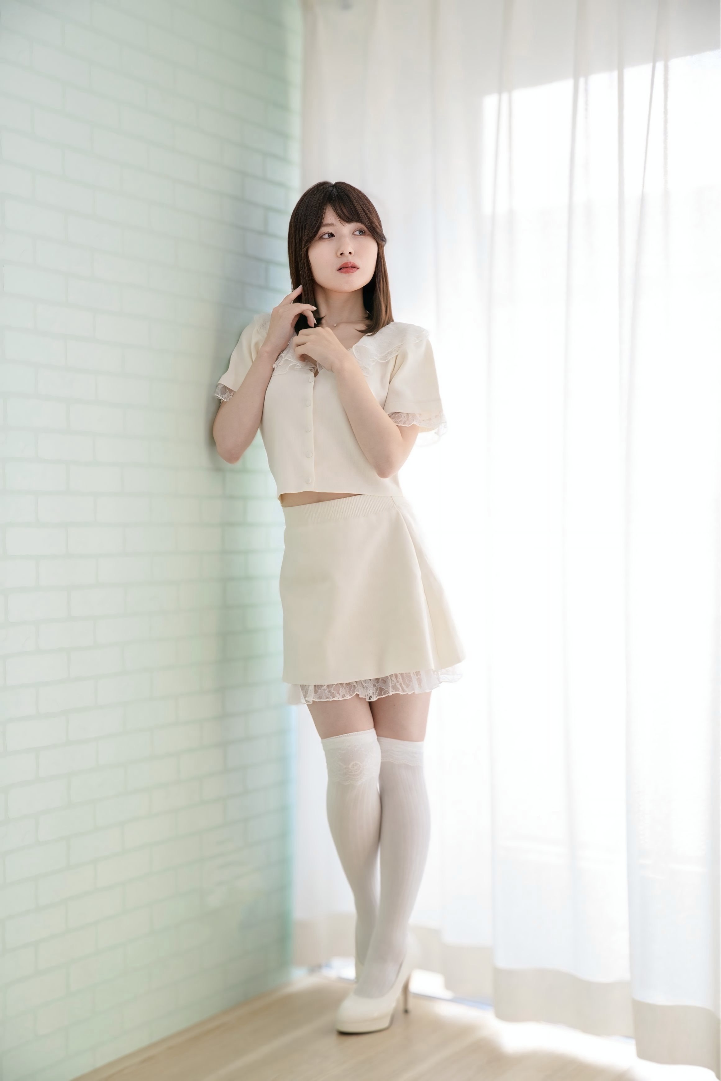 白ニットセットアップ