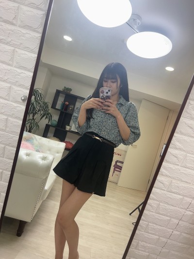 花柄シャツとショーパン