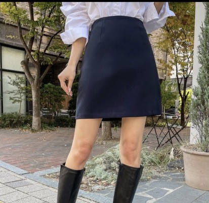 ネイビータイトスカート