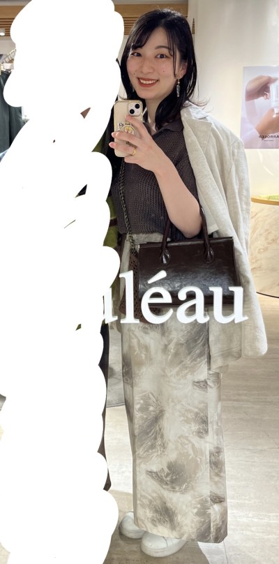 私服 ブラウントップスと大理石スカート(夏秋)