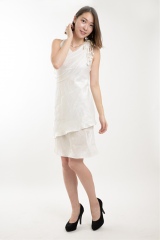 ホワイトタイトドレス